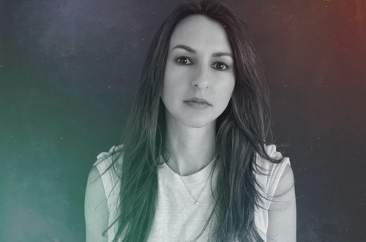 LISTEN: Brooke Annibale Lets Big Hooks Fly On Enigmatic “Be Around”