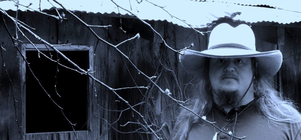 LISTEN: Stefan Prigmore Offers Bygone Twangy Troubadour Vocals On “Door Girl”