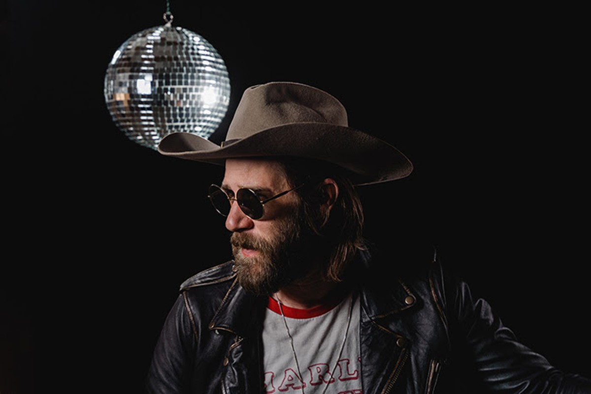 SONG PREMIERE: Prinz Grizzley Offers Foot-Stompin’ Bluesy Good-Timer “I Keep On Searching”