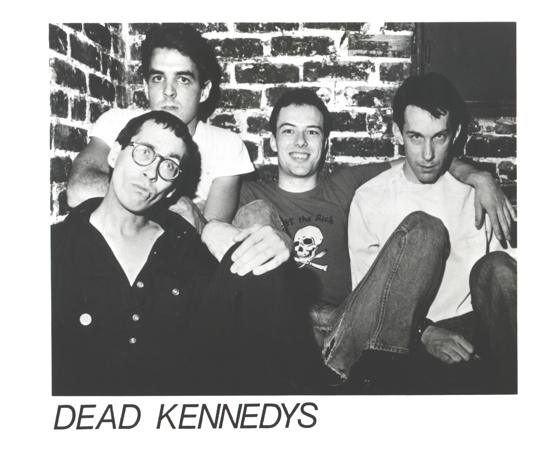 Punk Guitar Hero East Bay Ray Talks 40 Years Of Dead Kennedy’s ‘Fresh Fruit For Rotting Vegetables’ (INTERVIEW)