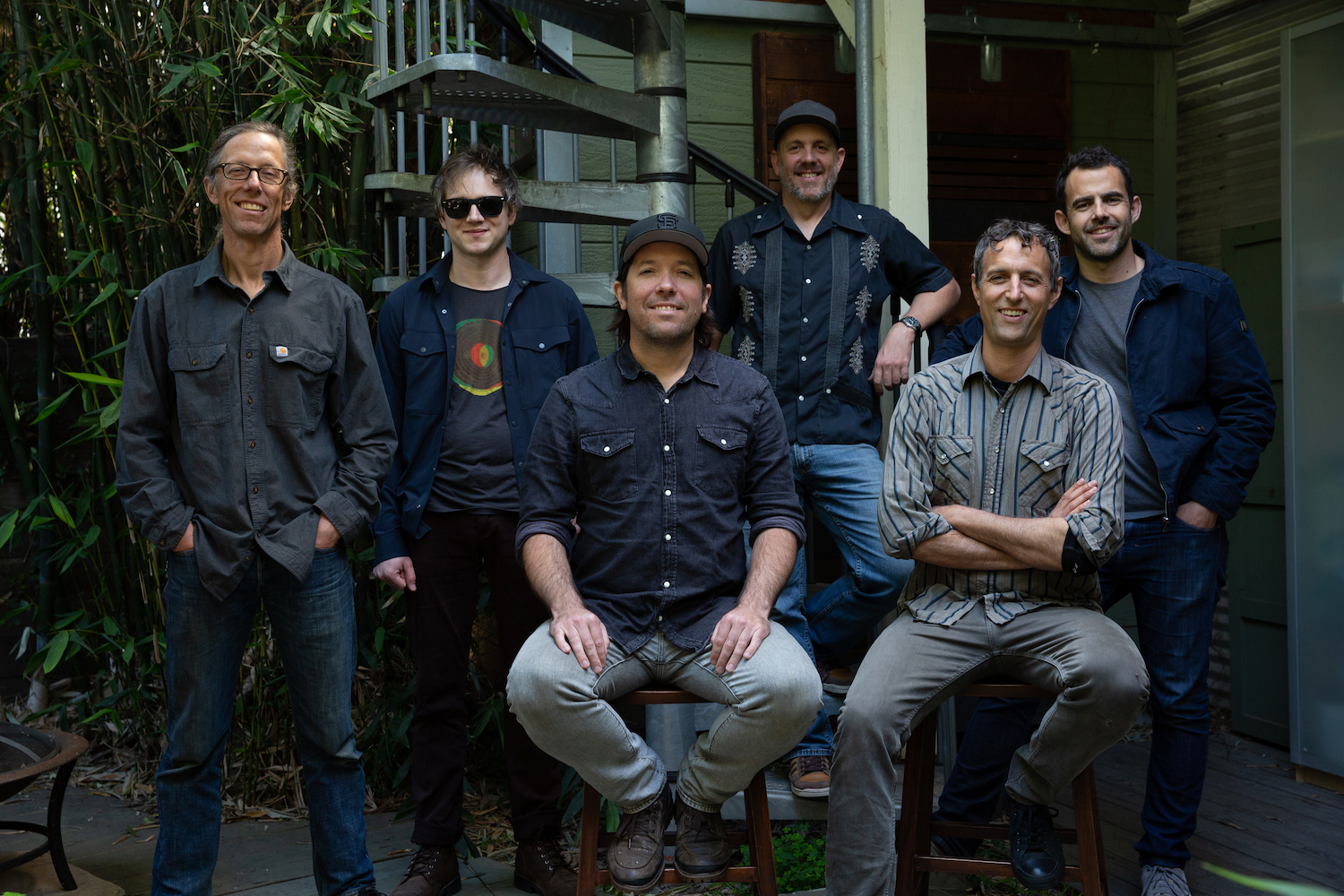 VIDEO PREMIERE: Hot Buttered Rum Serve Up Folk-grass for the Soul with “No Reason Why”