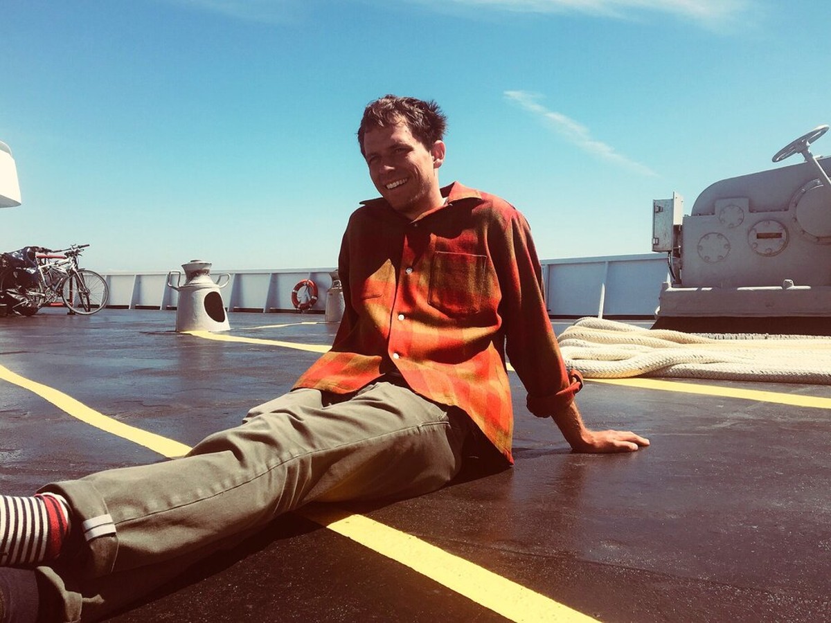 LISTEN: Steven van Betten Vibes Up Elliott Smith On Reflective “I Didn’t Mean To Do That”