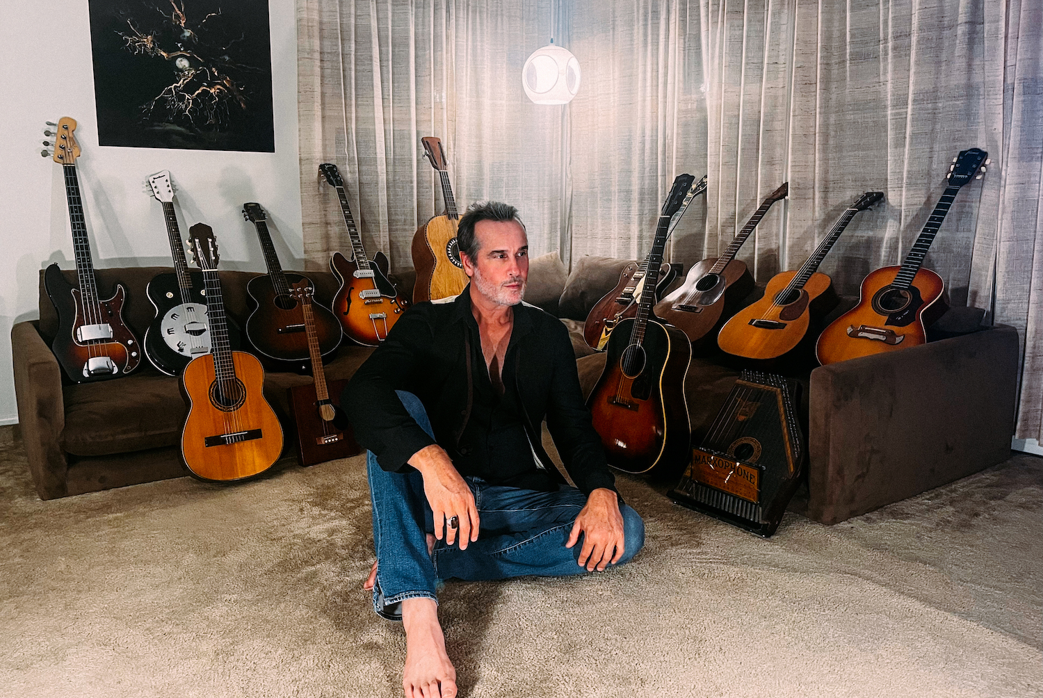 Stone Temple Pilot’s Robert De Leo Shares His ‘Lessons Learned’ and Video For “Love Is Not Made of Gold” (VIDEO PREMIERE/INTERVIEW)