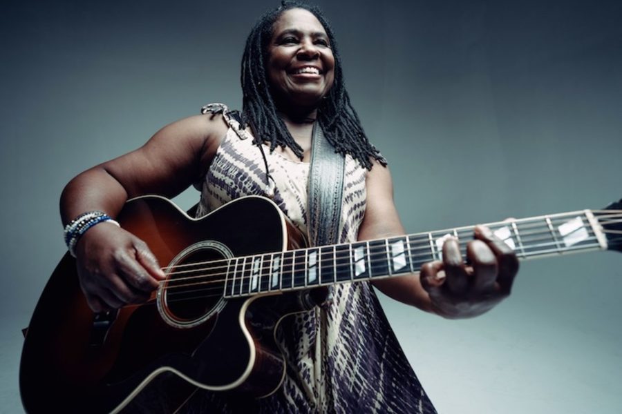 Ruthie Foster Leans Towards Old Vinyl Era On Raw & Soulful ‘Healing Time’ (ALBUM REVIEW)