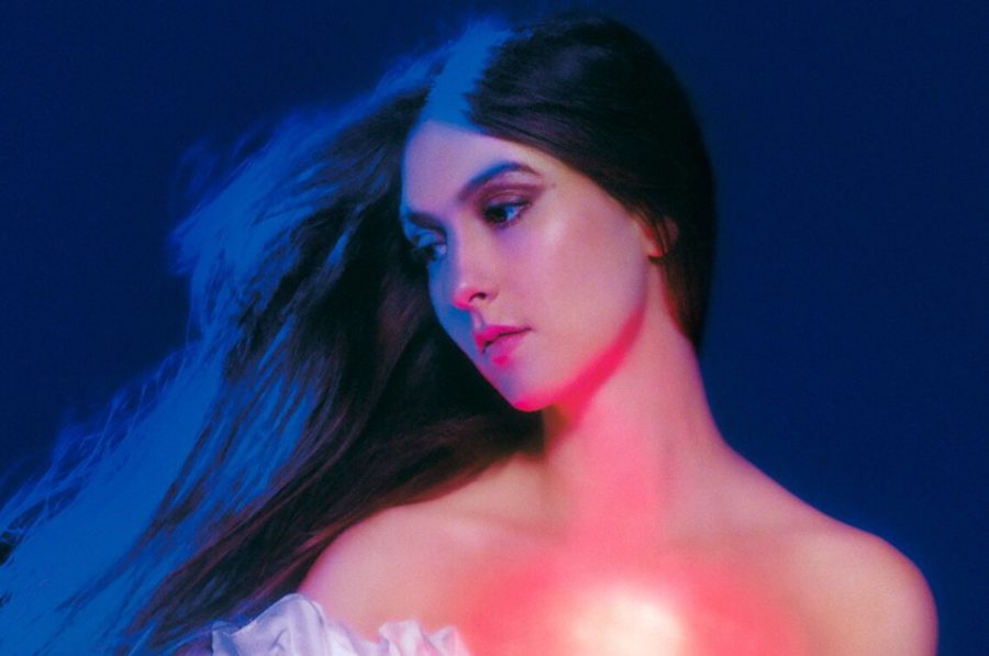 Weyes Blood Brings Entrancing Performance To Brooklyn Steel (SHOW REVIEW)