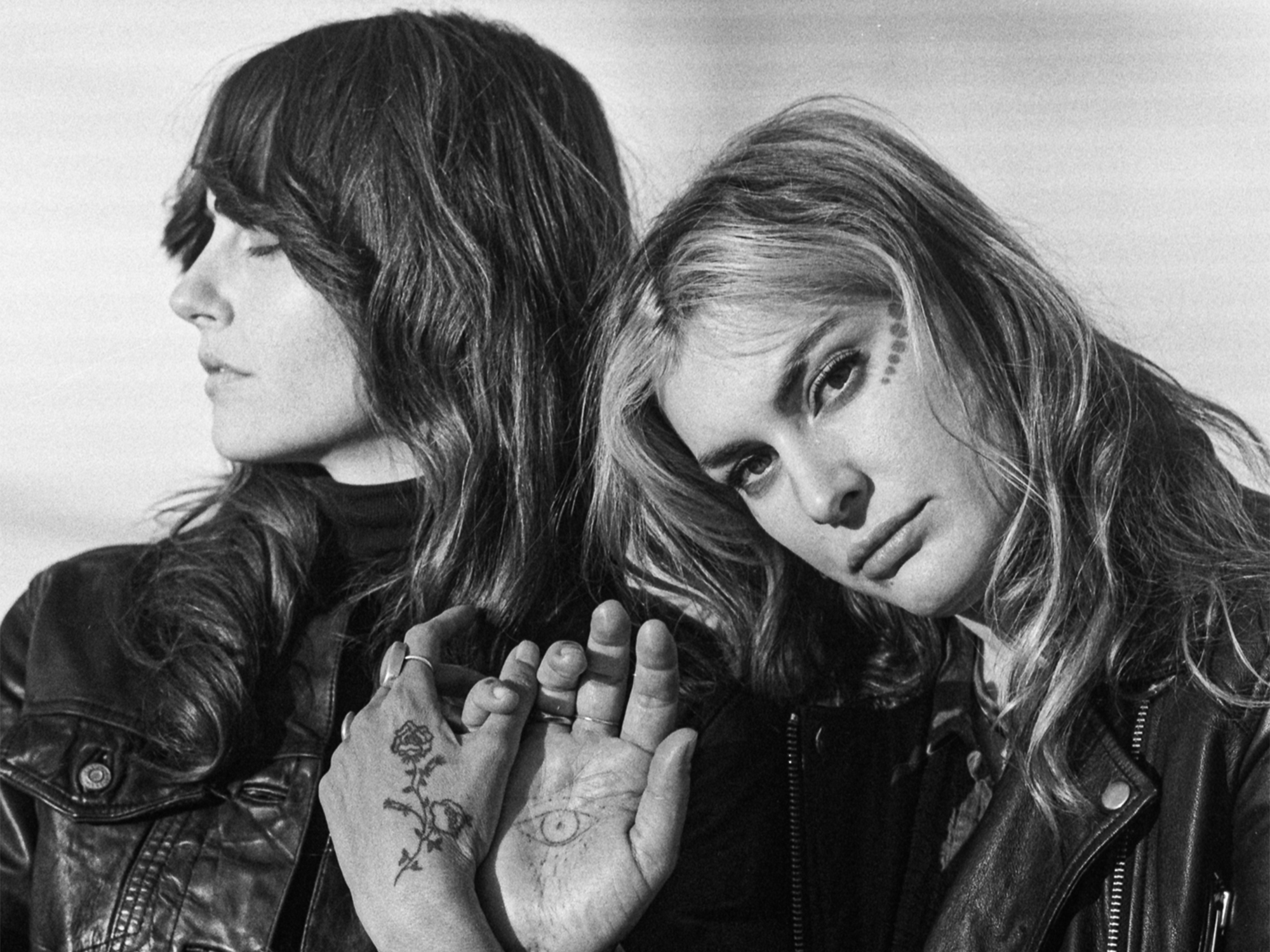 LISTEN: Timeless Surf Rock & Healing Everly Harmonies Rise On The Lostines’ “A Tear”
