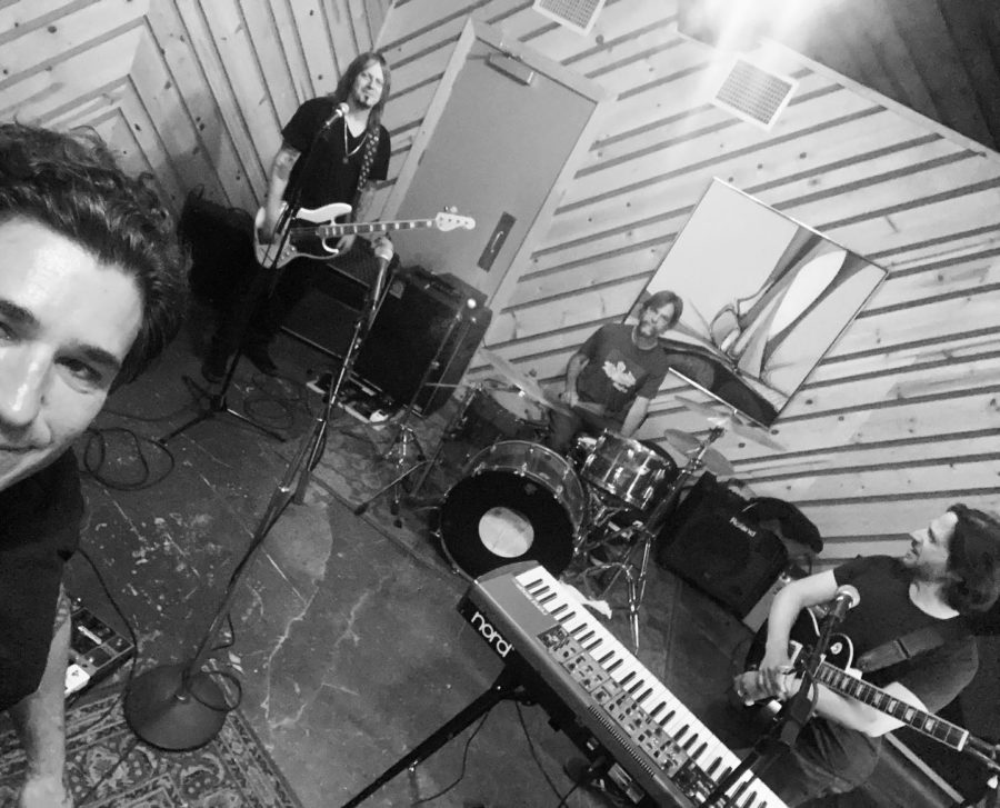 LISTEN: On “Cave In,” Miniaturized Brings Guitar Centric Pop Towards Dynamic Swells