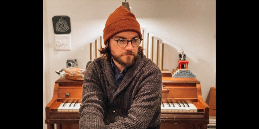 LISTEN: Glenn Thomas Captures Seasonality Of Life On Pensive “The Things I Dreamt About”