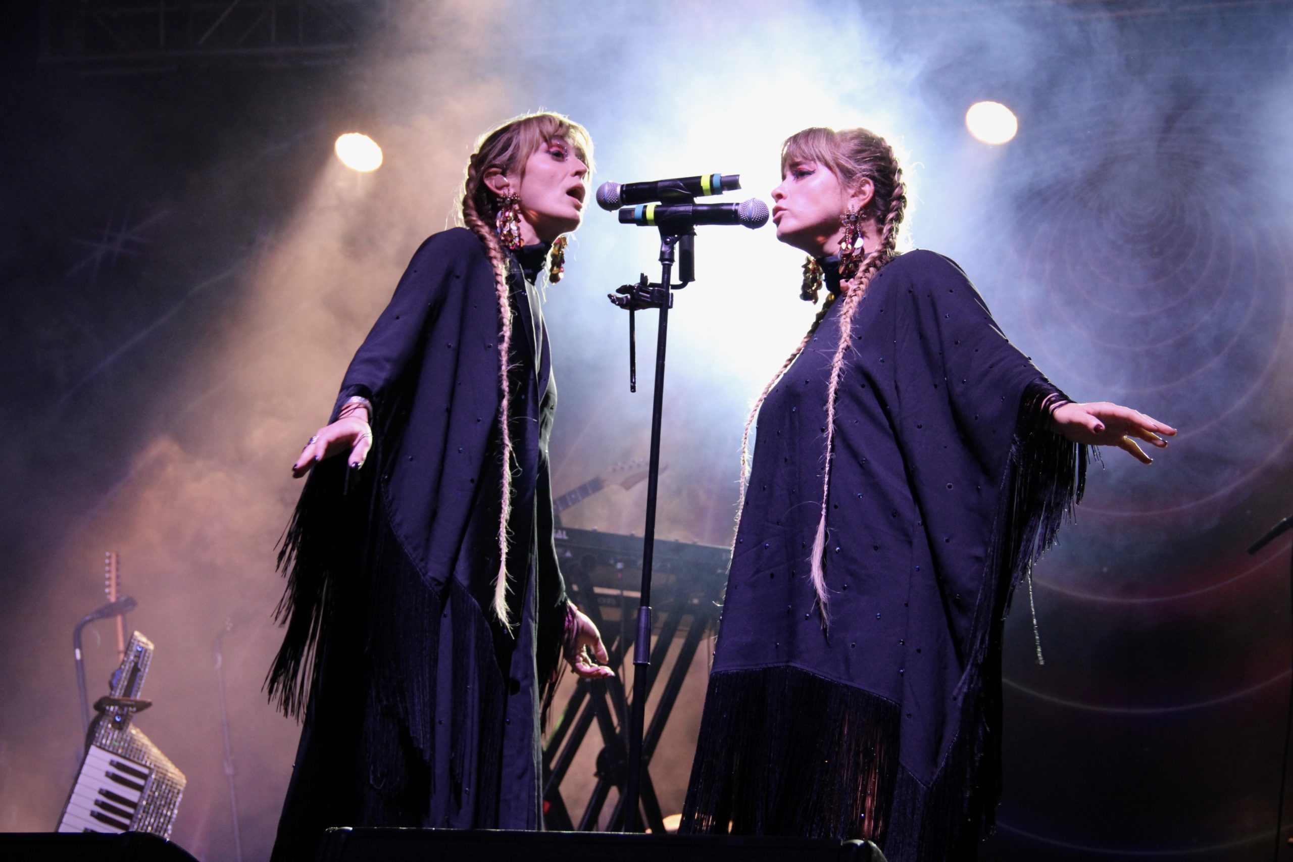 Inaugural ZONA Music Festival Makes A Splash With Lucius, Portugal. The Man, Beach House, Playboy Manbaby, Front Bottoms (FESTIVAL REVIEW/PHOTOS)