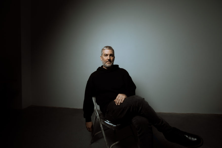 LISTEN: Chris Cubeta Drops Vibrant Kaleidoscope of Power Pop On “Vicious”