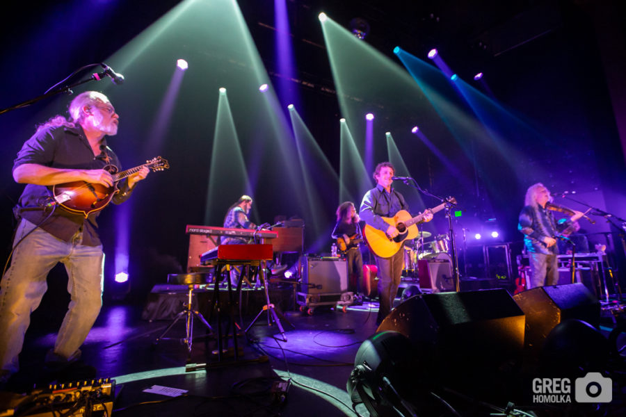 Railroad Earth Keep the Positivity Flowing in Portland, OR (SHOW REVIEW/PHOTOS)