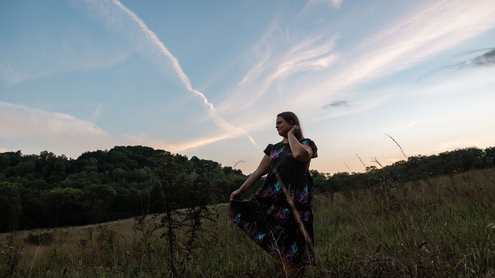 LISTEN: Linda Dunnavant Shines On Neko Case Influenced “Turn The Lights On”