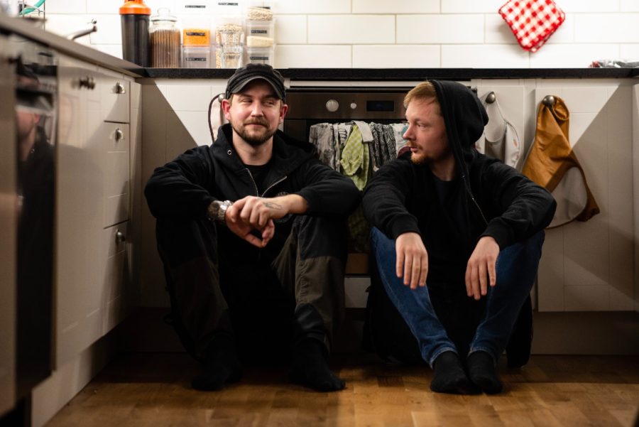 LISTEN: Sweeden’s Obi Chuan Keep It Heavy On Purposeful & Anthemic “Younger”