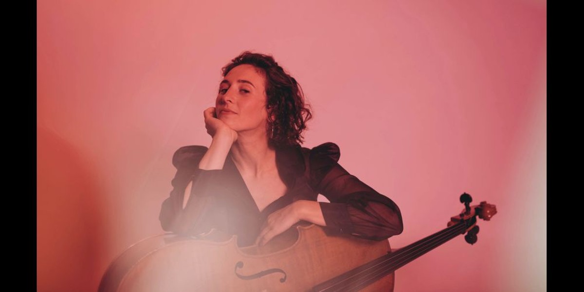 LISTEN: Ollella Shows Resonant Cello-Based Creative Chops On “Head In The Clouds”