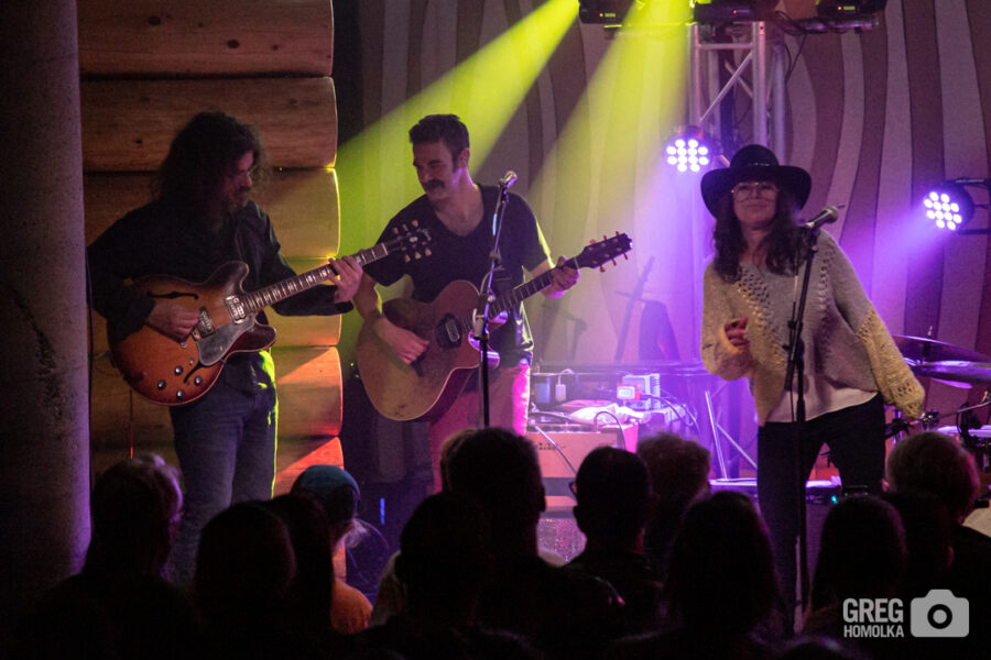 ALO Celebrate 25 Years with Steady Stream of Special Guests in Portland, OR (RECAP/PHOTOS)