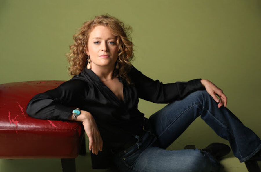 Alice Howe Puts Muscle Shoals Stamp on Soulful Folk Songs on ‘Circumstance’ (ALBUM REVIEW)