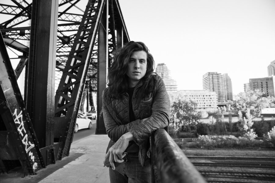 Billy Raffoul Brings Immediacy To ‘I Wish You Were Here’ EP (INTERVIEW)