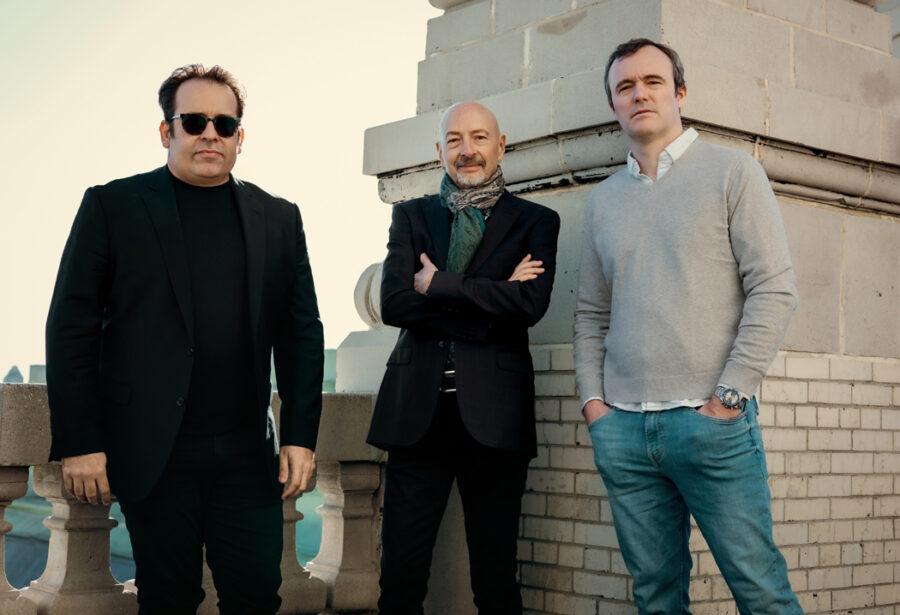 Drumming Legend Steve Smith Talks Vital Information’s New Album, Making Jazz His Home Base & Past Journey Triumphs (INTERVIEW)