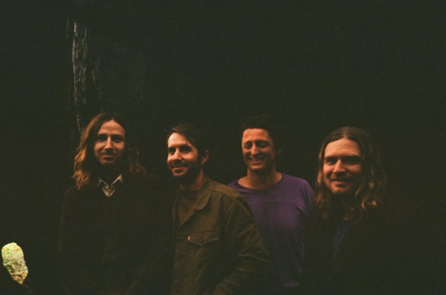 LISTEN: Mapache Drops Lush Cosmic Folk On “Please Please”