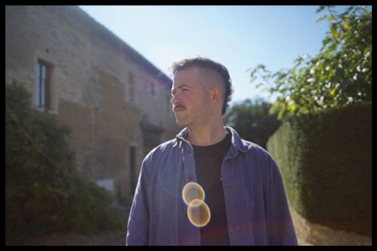 On “Freak,” Michael Baker Flaunts Undeniable Cohesive Intimacy