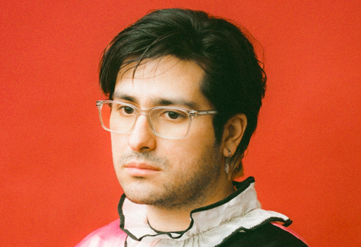 LISTEN: Perfect World Drops Catchy Oddball Baroque With “Wrong”