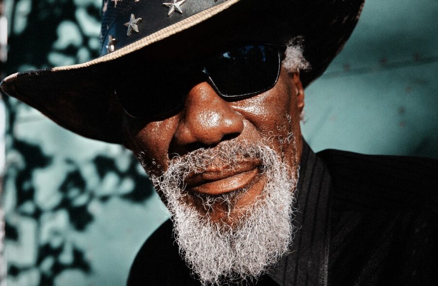 Robert Finey Returns With Fourth Album ‘Black Bayou’ Out 10/27 Via Easy Eye Sound