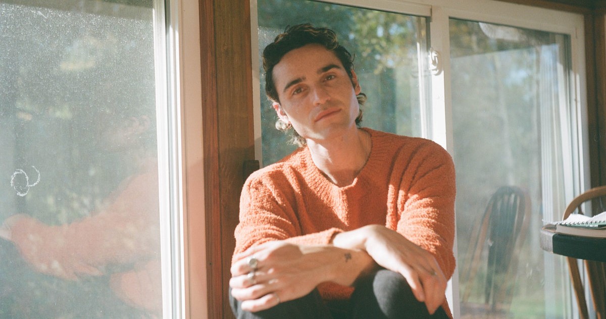 LISTEN: Gentle Folk Purveyor Hayfitz Carves Up Delicate Confessional On “What’s Wrong”