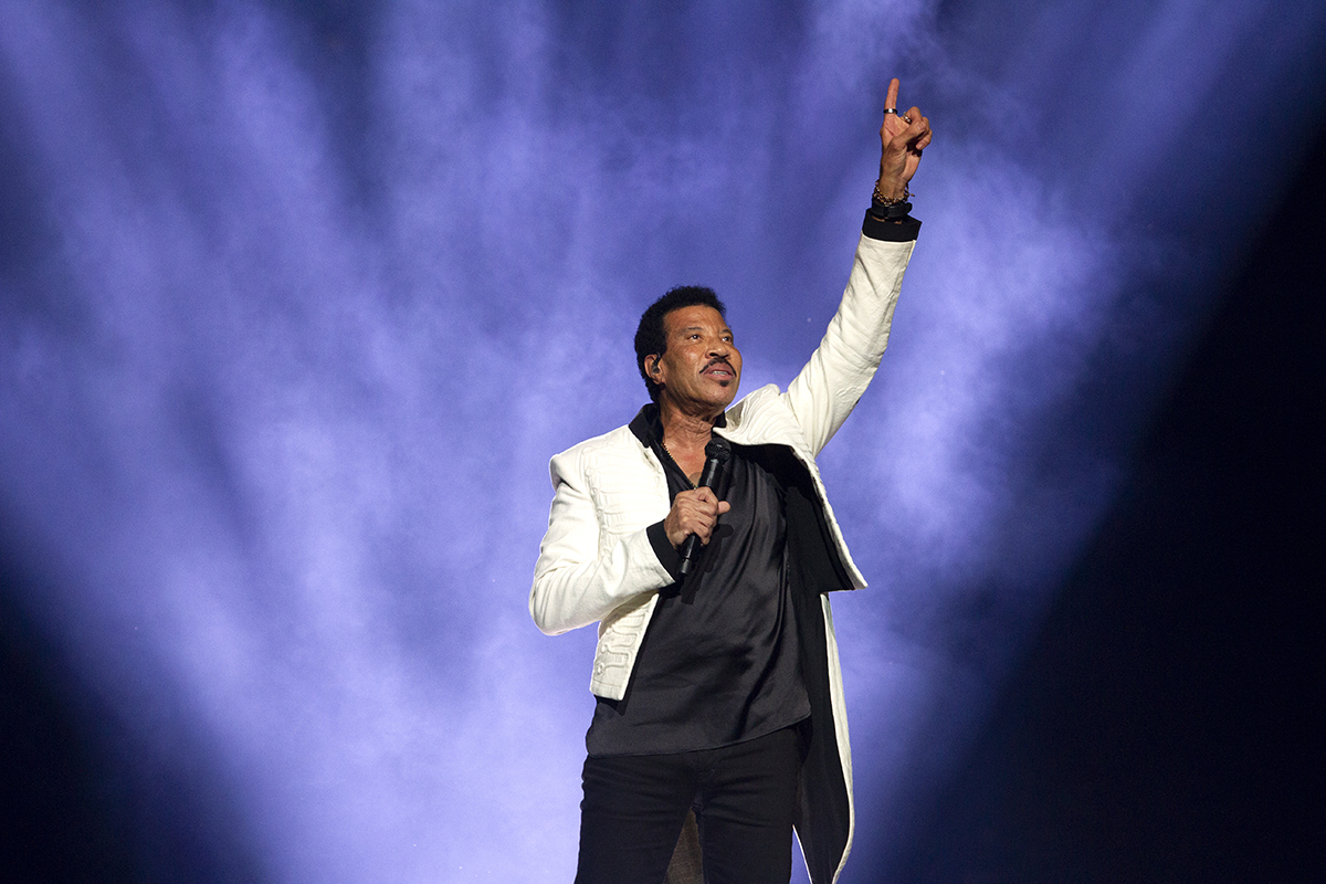 Lionel Richie Brings Hit Parade To St. Paul’s Xcel Energy Center (PHOTOS)