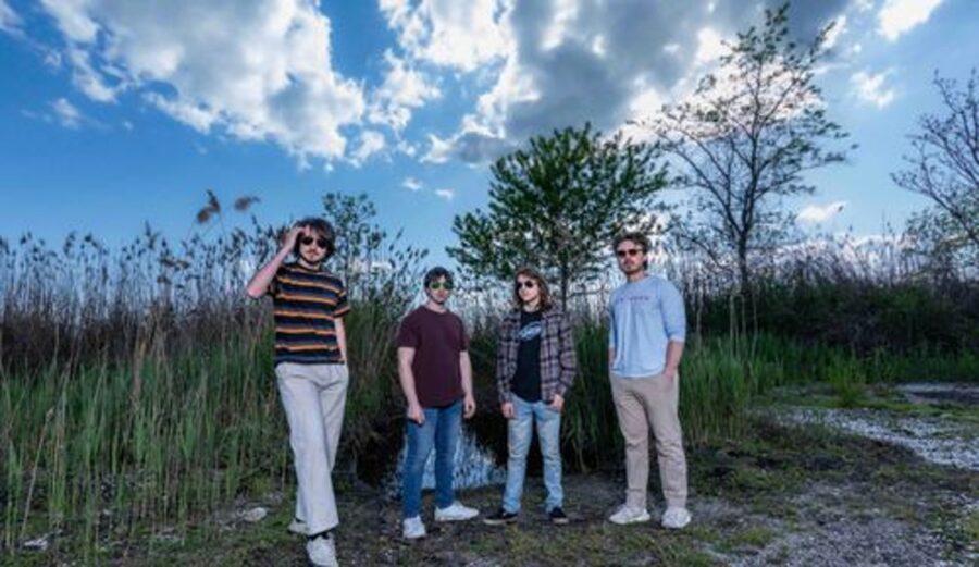 LISTEN: Fat Mezz Brings Classic Rock Charm On Riff Heavy “Pretty Blonde Noose”