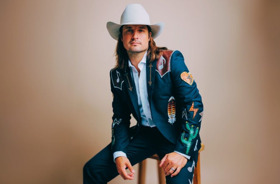 SONG PREMIERE: Ross Cooper Paints Picturesque Melodic Country On “Gone Are The Days”