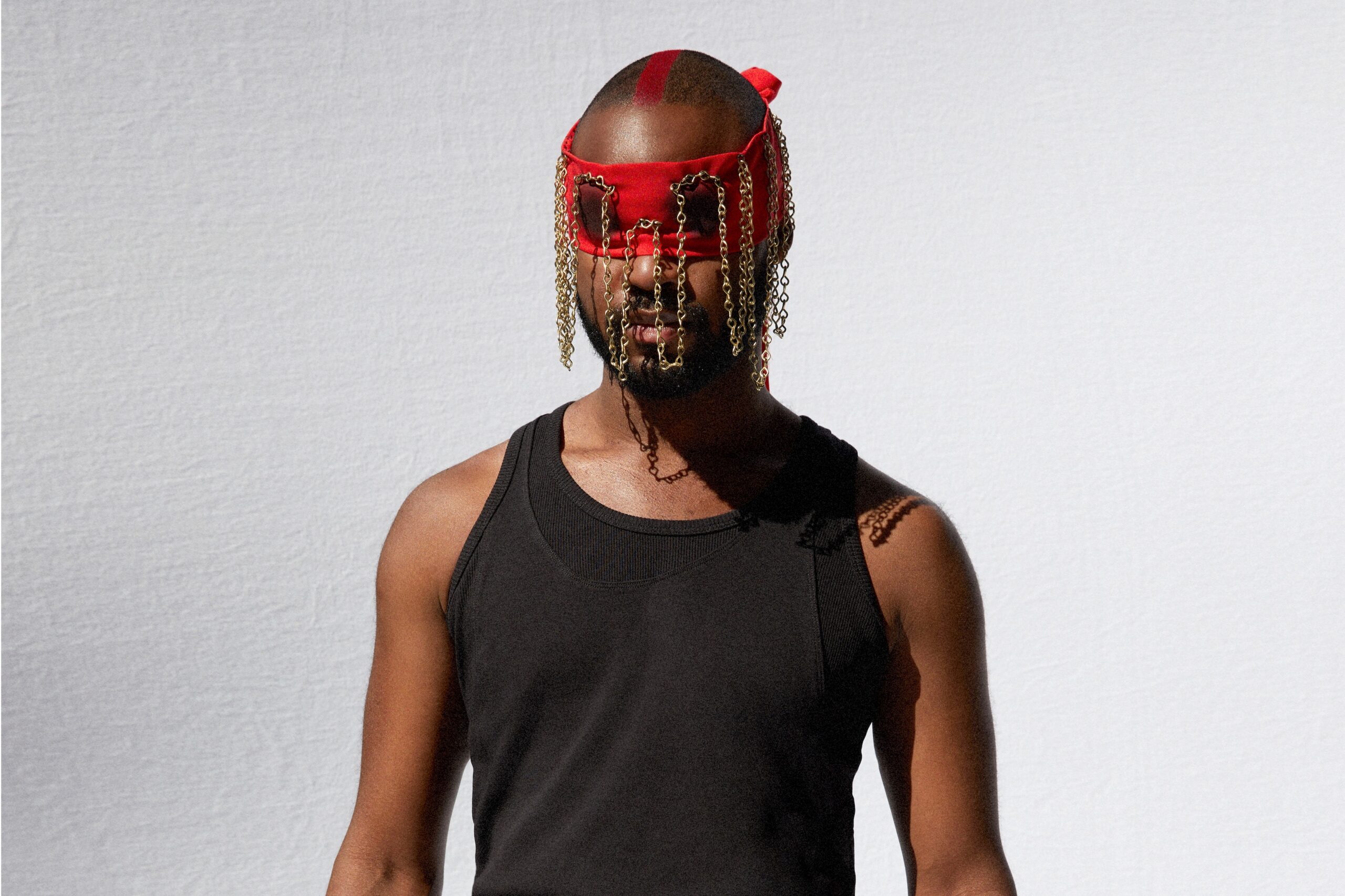 Genesis Owusu Reimagines Inventive Style With Sonic Maze Of ‘STRUGGLER’ (ALBUM REVIEW)