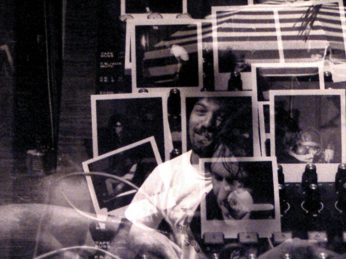 25 Years Later Elliott Smith Goes Major Label Record Route With Broad