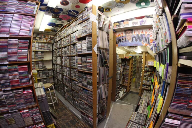 Calgary's Recordland Hosts 1.7 Million Records & More (VINYL LIVES) Glide Magazine