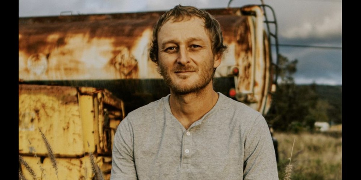 LISTEN: Luke Beling Brings Arresting Storytelling On “Pain Like A River”