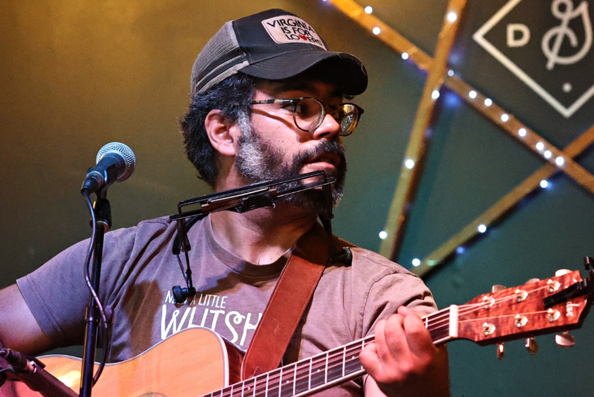 SONG PREMIERE: Colin Cutler Goes Old Timey Folky and Blues on Ravishing “Bad Man’s Easy”