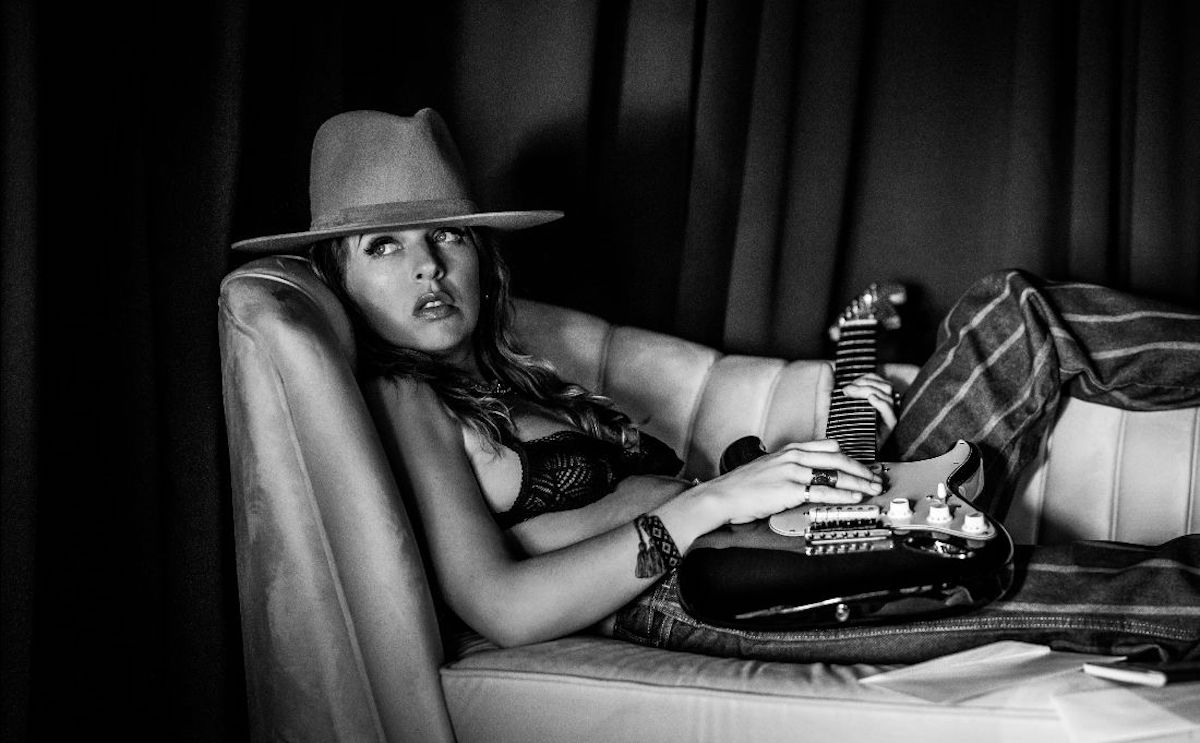 ZZ Ward Places Soulful Voice in the Spotlight on ‘Dirty Shine’ (ALBUM REVIEW)