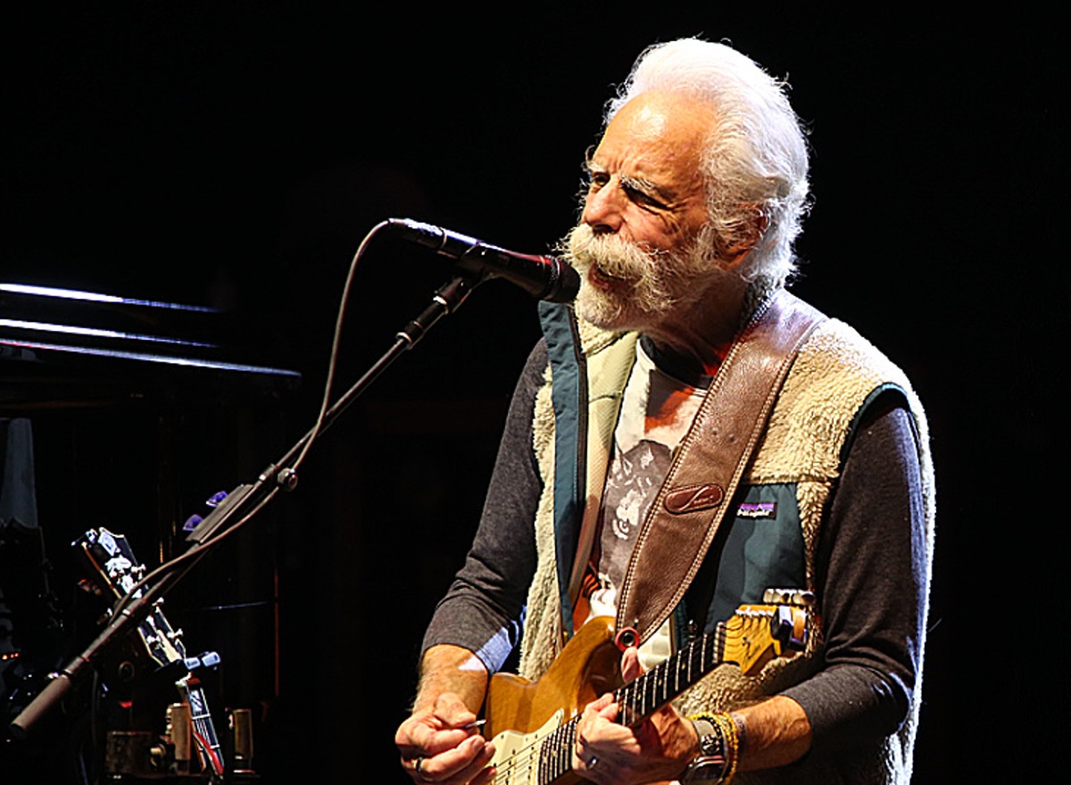 Bob Weir and Wolf Bros, Willie Nelson, String Cheese Incident, Los