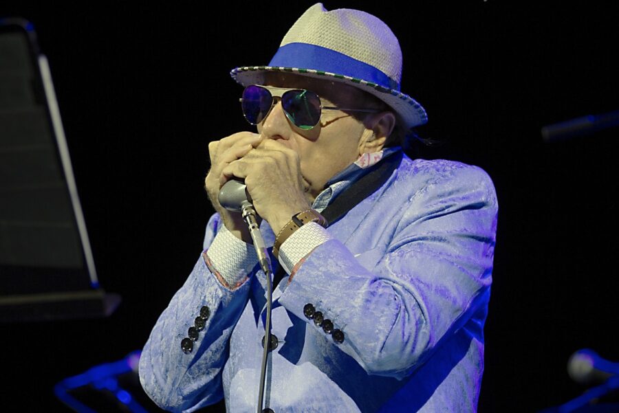 Van Morrison’s Soul & Vocal Workout at Los Angeles’ Greek Theatre Shined Bright (SHOW REVIEW/PHOTOS)