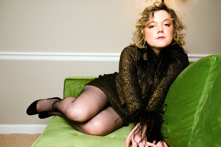 Lydia Loveless Keeps On Keepin’ On With Cathartic ‘Nothing’s Gonna Stand In My Way Again’ (ALBUM REVIEW)