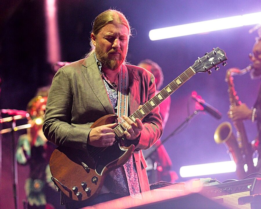 Tedeschi Trucks Band Hosts First Garden Party With Help From Warren Haynes at Boston’s TD Garden (SHOW REVIEW/PHOTOS)