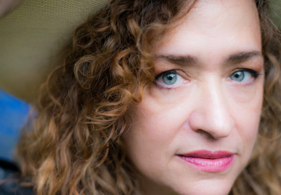 New Orleans Musician Lynn Drury Finds Dockside Inspiration For Lively New LP ‘High Tide’ (ALBUM PREMIERE/INTERVIEW)