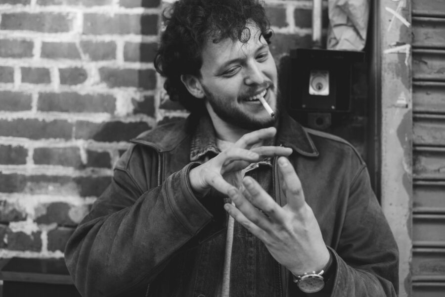 VIDEO PREMIERE: Meir Levine Captures Feelings of Longing with Soulful Indie-folk on “All Your Worries”