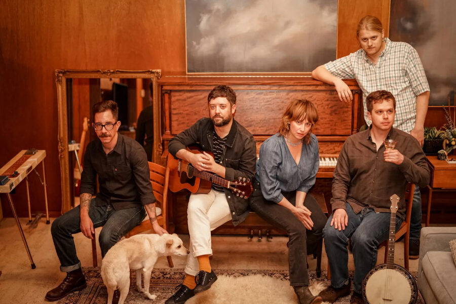 LISTEN: The Roseline Brings Authentic Americana Relief On Spirited “Aloneness”