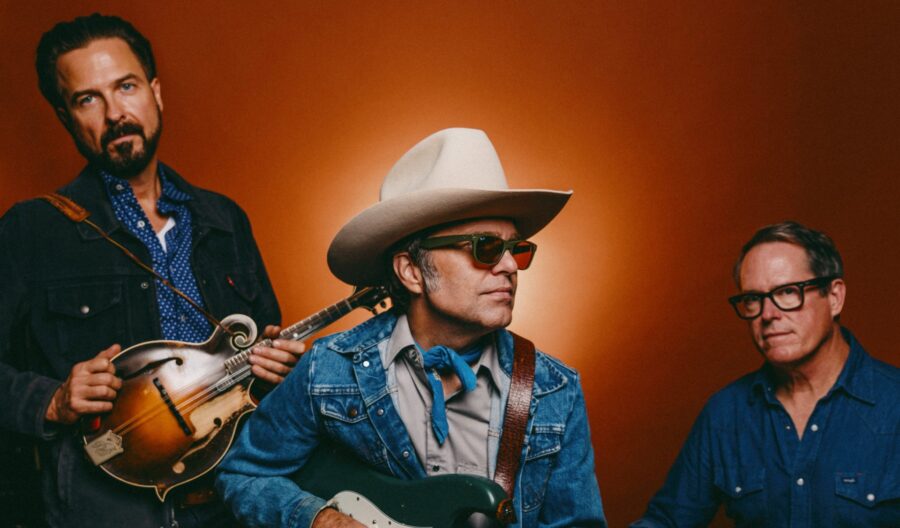 VIDEO PREMIERE: Chatham County Line Brings Heavenly Harmonies On Colorful Clip For “Magic”