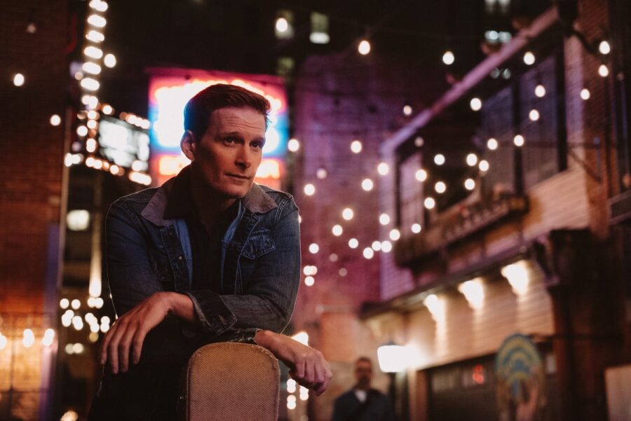 SONG PREMIERE: Patrick Davis Lays Down Feel-good Country-soul with “L-O-V-E”