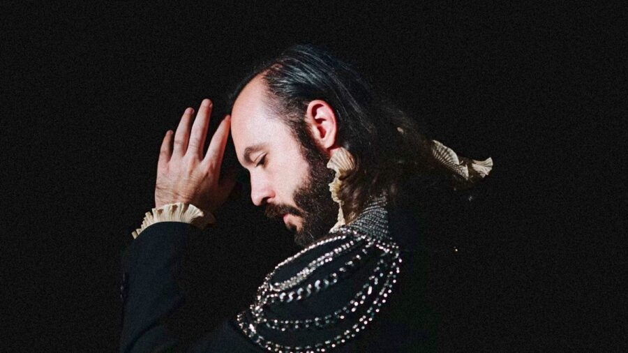 SONG PREMIERE: Cereus Bright Drifts Into a Peaceful Calm with Breezy Indie-folk Tune “Pink Sky”