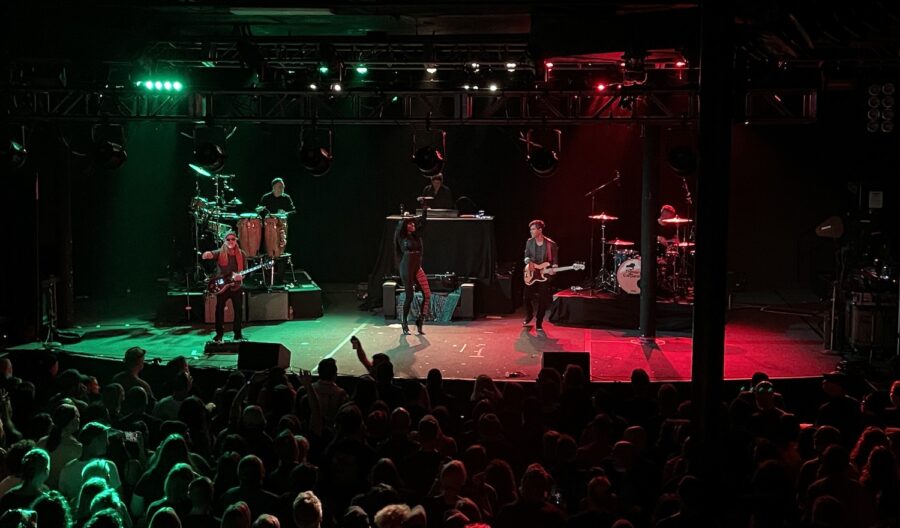 Thievery Corporation Let Vocalists Shine with Portland, OR Dance Party (SHOW REVIEW)