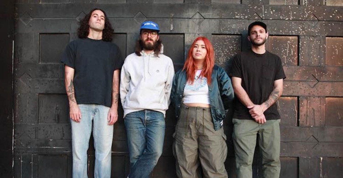 Glitterer Bleeds Short & Sweet Bedroom Pop With Fiery Guitar Rock (ALBUM REVIEW)