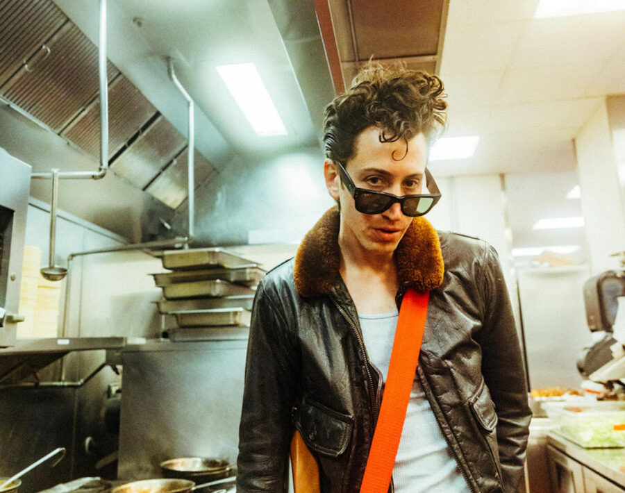 Des Rocs on Aspirational Rock ‘n Roll and New LP ‘Dream Machine’ (INTERVIEW)