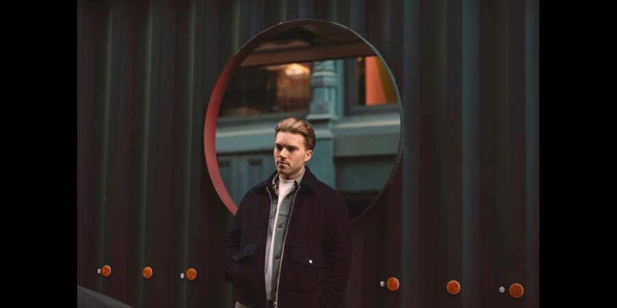 LISTEN: RE:UM Blends Jazz Tropes & Blue-Eyed Soul Flashes With “In This Life”